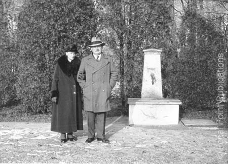 Roehm and older woman