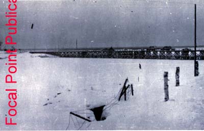 33-05_frozen _river