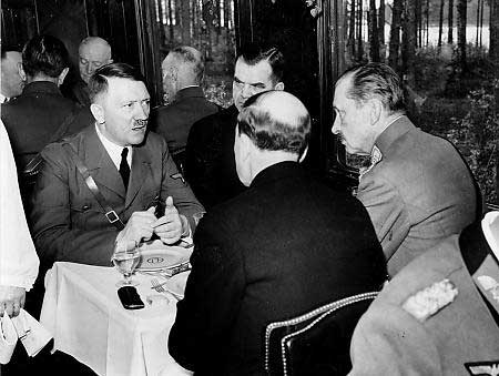 Recording_040642_dt 3 Hitler with Mannerheim