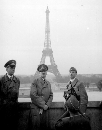 Hitler%20in%20Paris%20sm