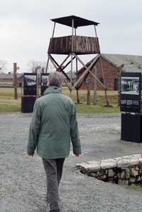 Auschwitz faketower 200
