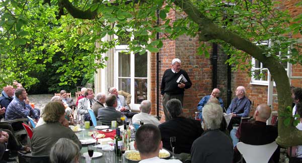 Garden party 300809c 600