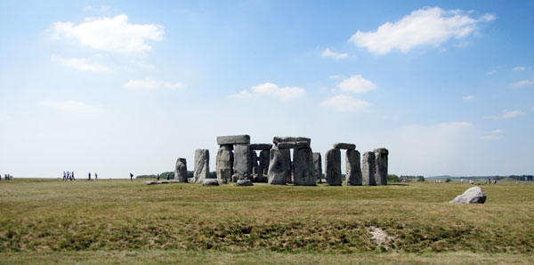 Stonehenge circle 600