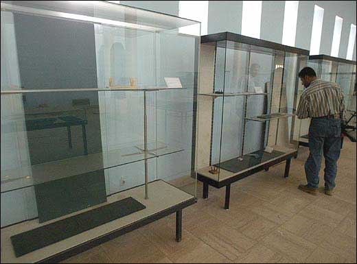 Looted Museum