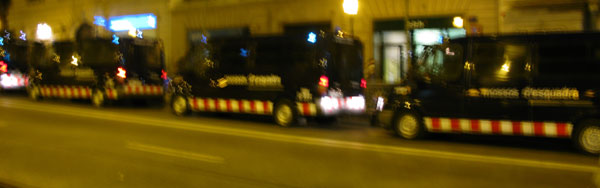 171208 15 Barcelona police d 600