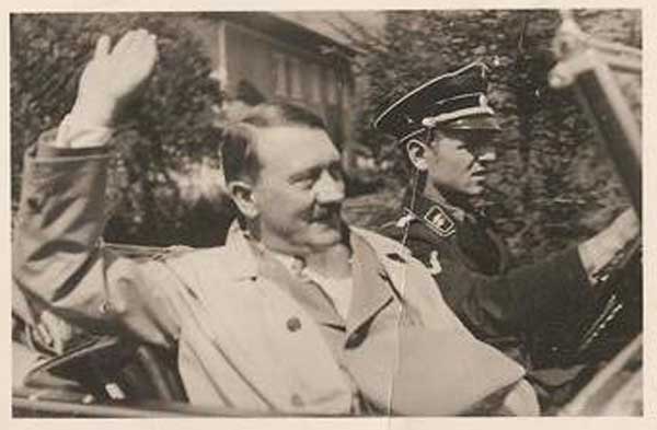 250210 9 Hitler in car
