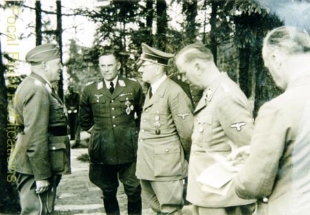 Index 42 Bodenschatz_Hitler_Schaub